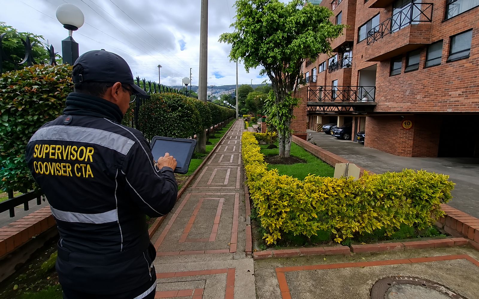 Seguridad f&iacute;sica